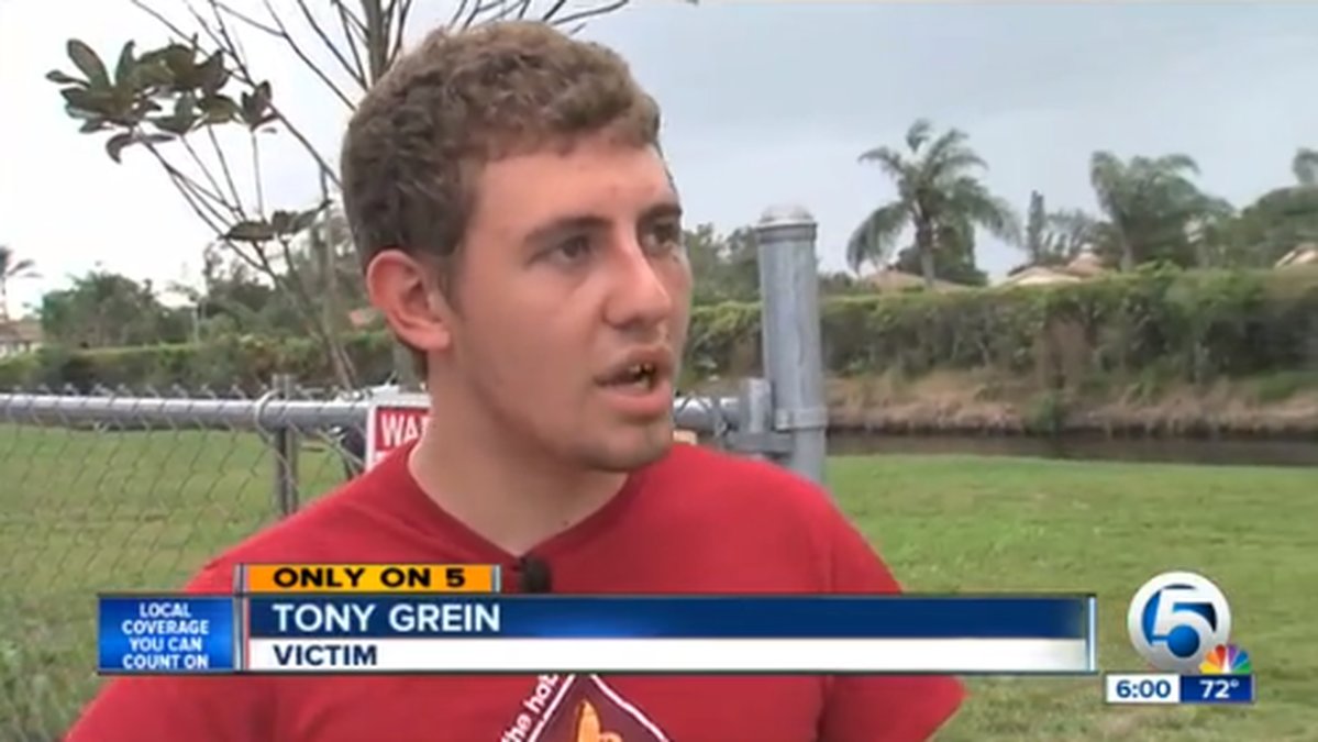 18-årige Tony Grein försökte värja sig med en mattkniv.